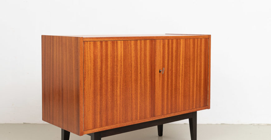 Kleines Teaksideboard, 60er