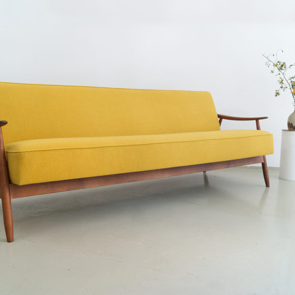 Schlafsofa, Klappsofa mit Holzarmlehnen, 60er, dänisch