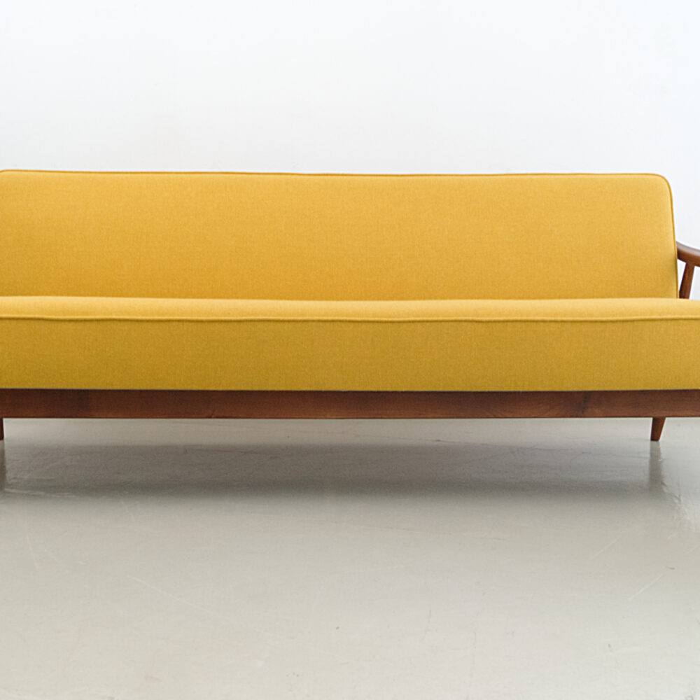 Schlafsofa, Klappsofa mit Holzarmlehnen, 60er, dänisch