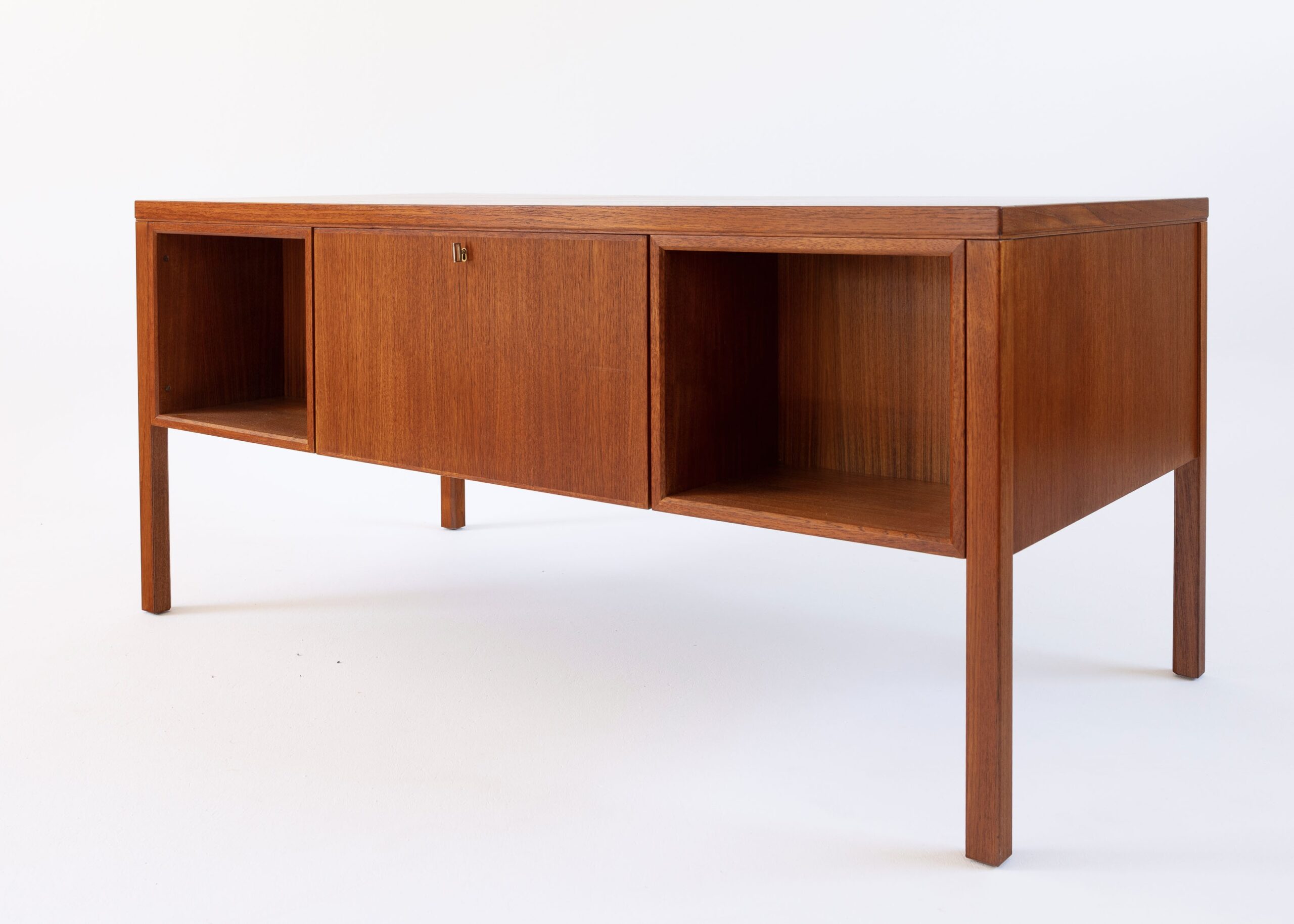 omann teak desk vintage midmod midcentury furniture midcenturymodern einrichtung interieur mcm vintagefurniture magasin berlin 60er 