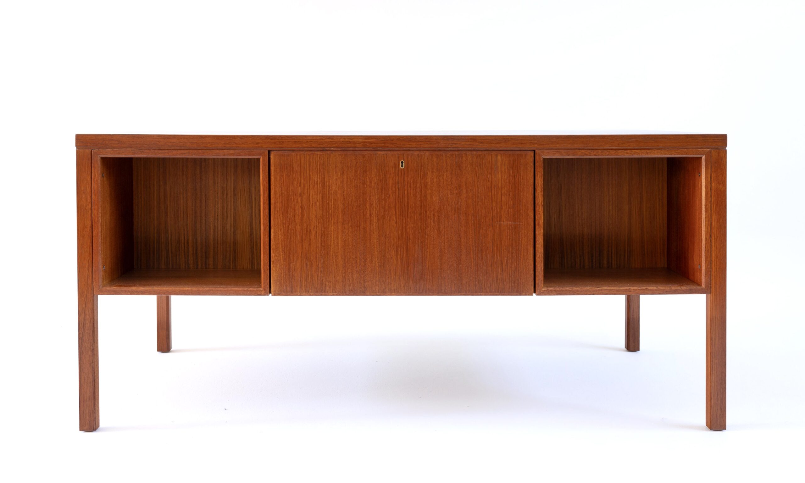 omann teak desk vintage midmod midcentury furniture midcenturymodern einrichtung interieur mcm vintagefurniture magasin berlin 60er 
