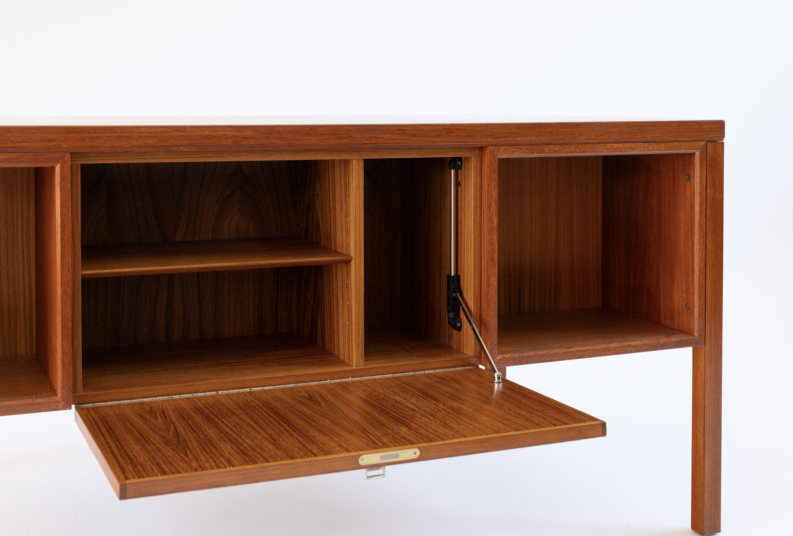 omann teak desk vintage midmod midcentury furniture midcenturymodern einrichtung interieur mcm vintagefurniture magasin berlin 60er 