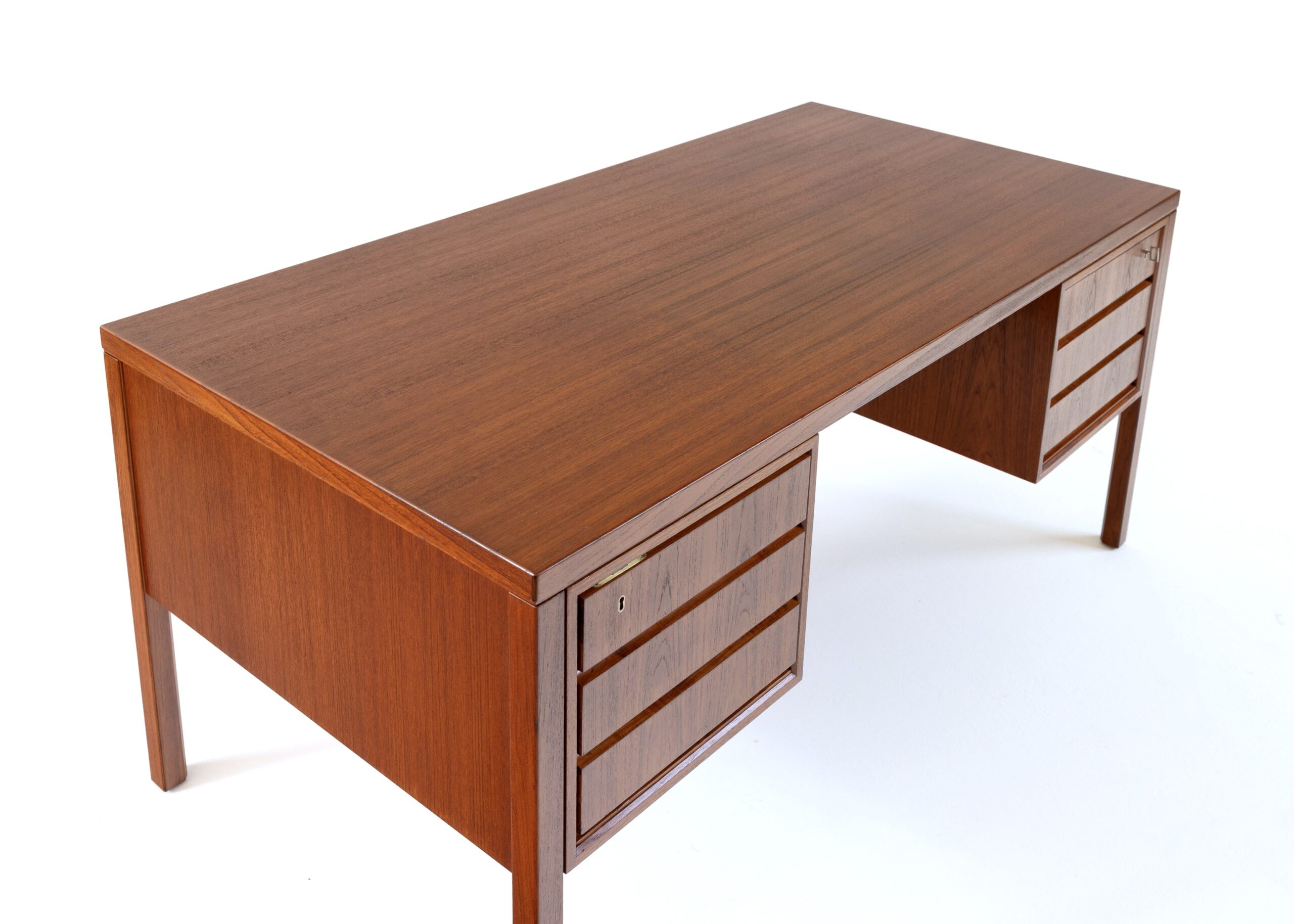 omann teak desk vintage midmod midcentury furniture midcenturymodern einrichtung interieur mcm vintagefurniture magasin berlin 60er 
