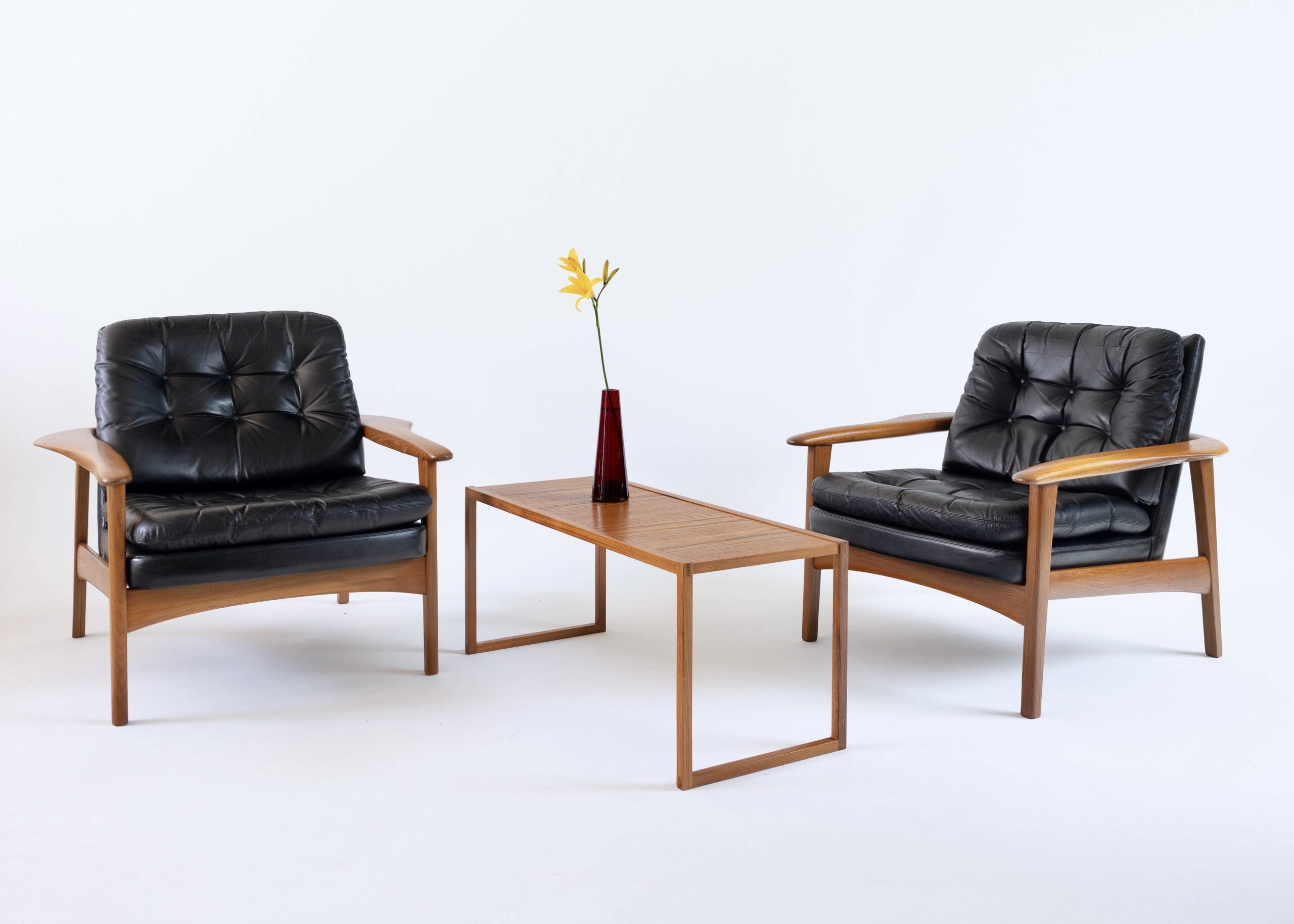 armchair leather teak vintage midmod midcentury furniture midcenturymodern einrichtung interieur mcm vintagefurniture magasin berlin 60er