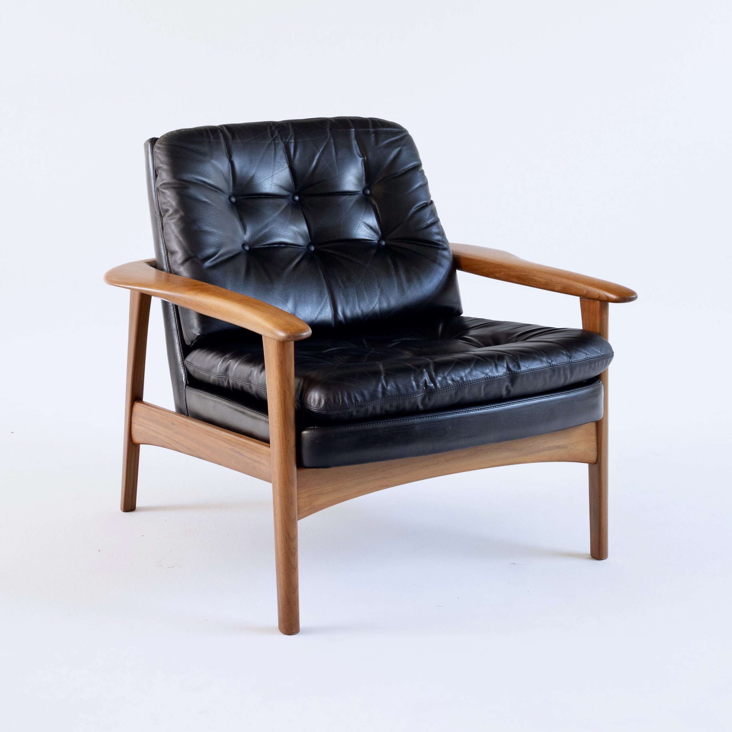 armchair leather teak vintage midmod midcentury furniture midcenturymodern einrichtung interieur mcm vintagefurniture magasin berlin 60er 
