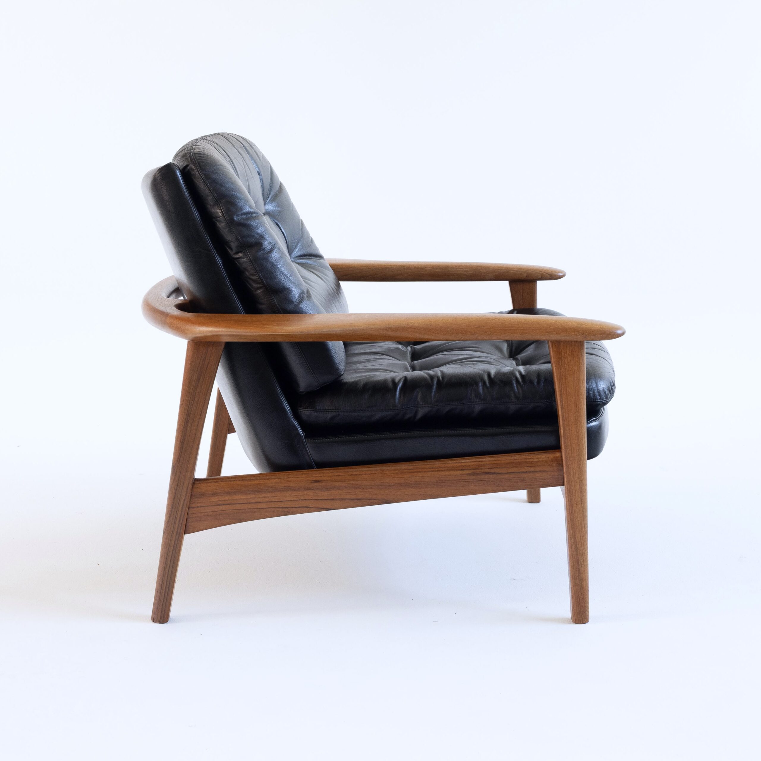 armchair leather teak vintage midmod midcentury furniture midcenturymodern einrichtung interieur mcm vintagefurniture magasin berlin 60er 