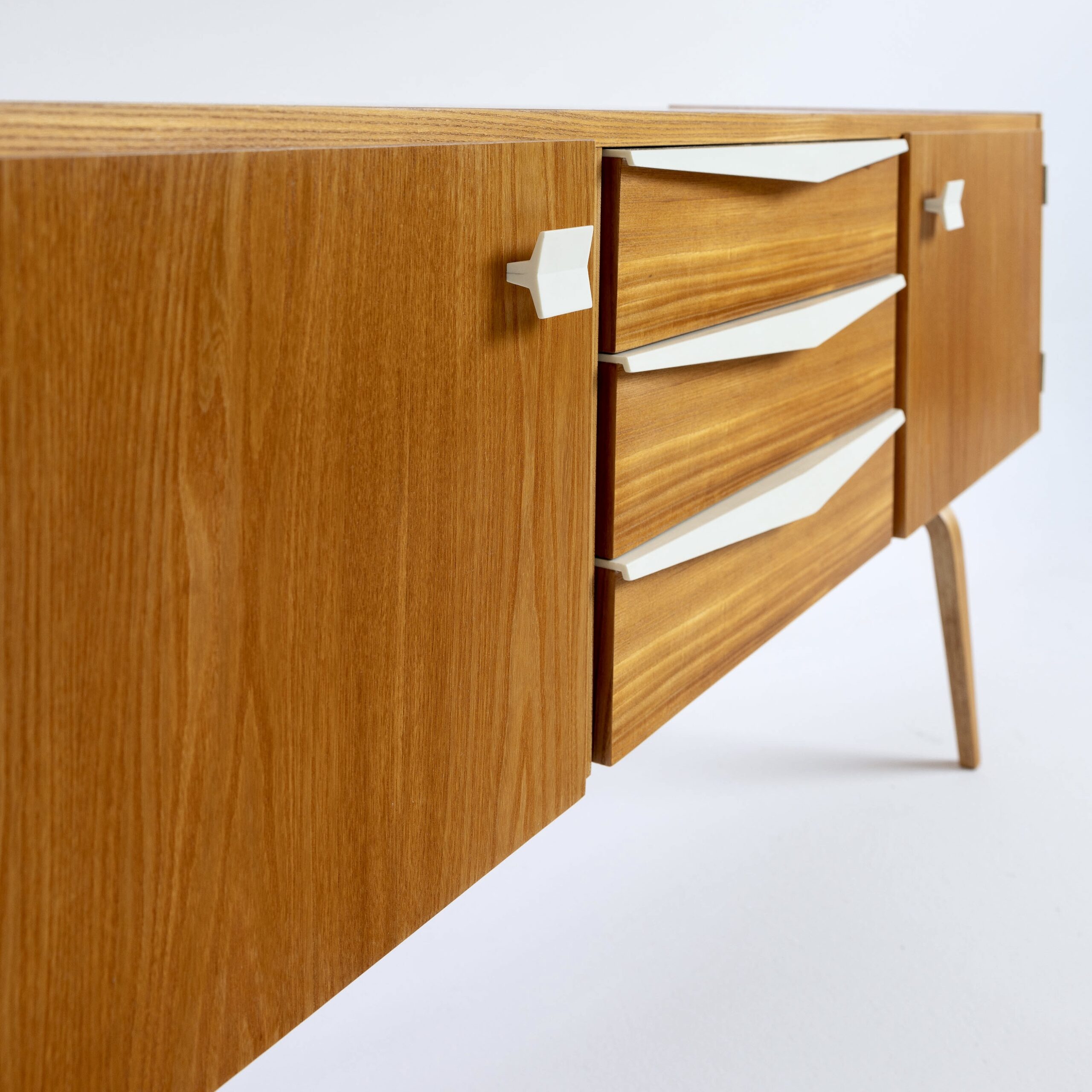 hellerau ehrlich sideboard vintage midmod midcentury furniture midcenturymodern einrichtung interieur mcm vintagefurniture magasin berlin 60er 