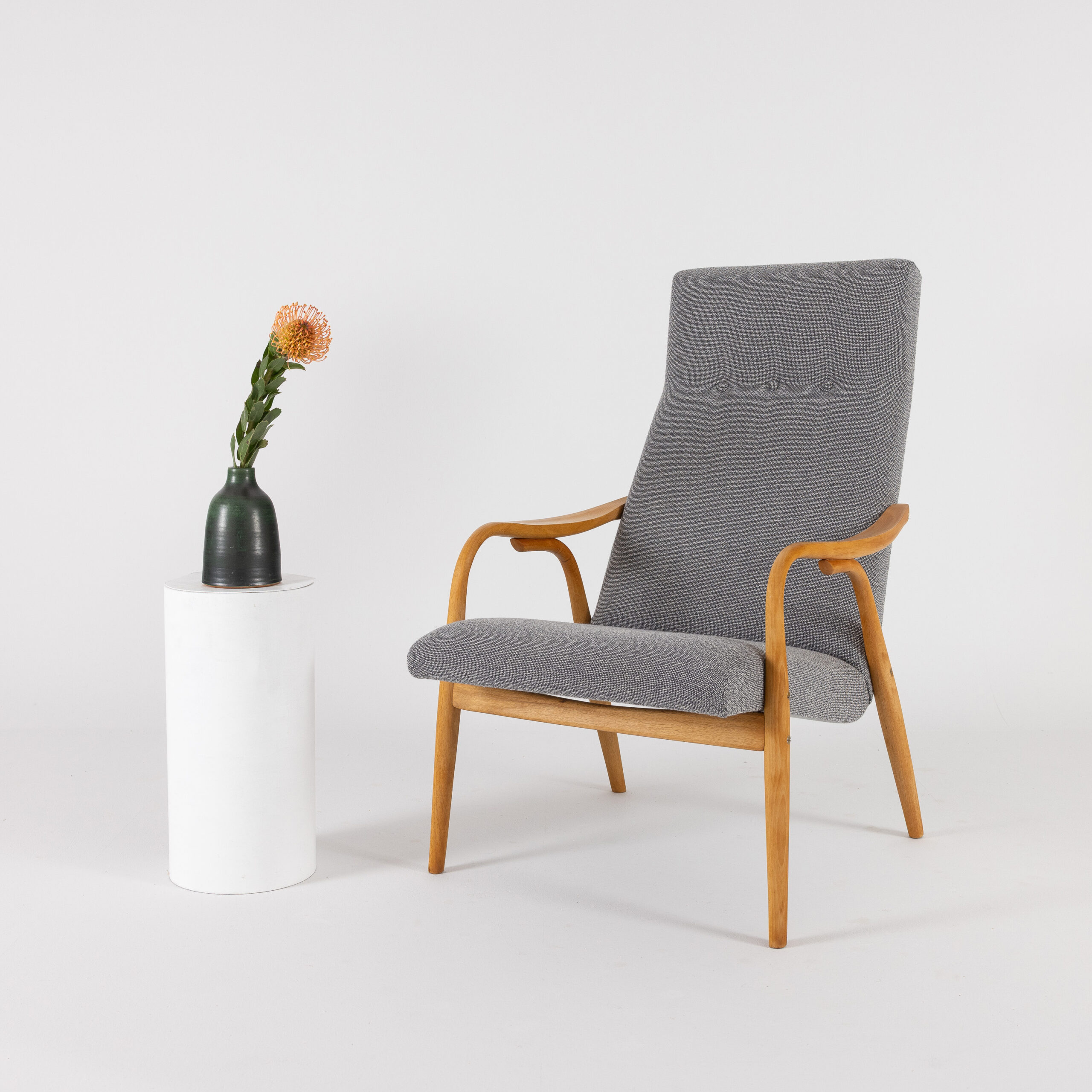 armchair Sumanvintage midmod midcentury furniture midcenturymodern interieur mcm vintagefurniture magasin