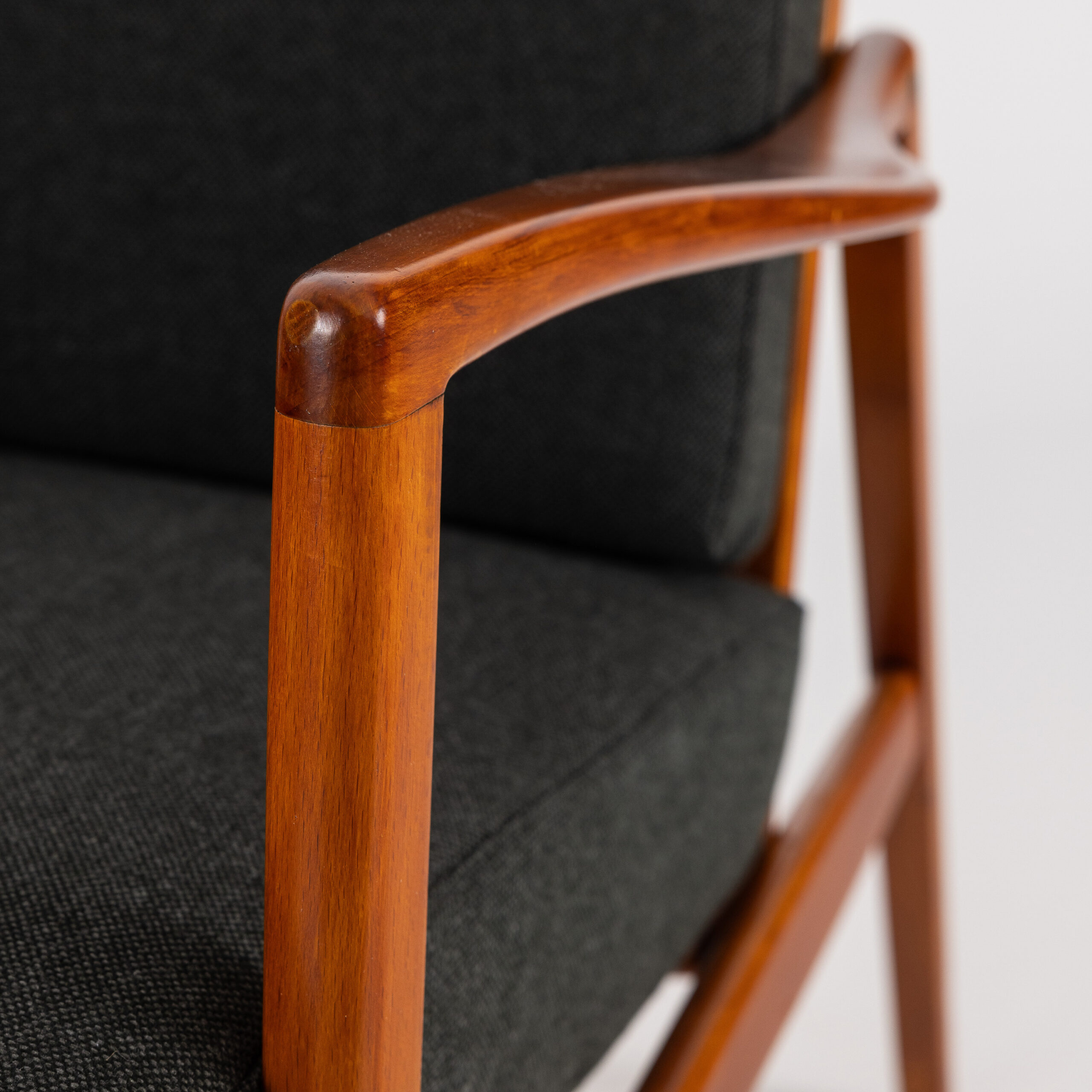 armchair lohmeyer wilkhahn vintage midmod midcentury furniture midcenturymodern interieur mcm vintagefurniture magasin