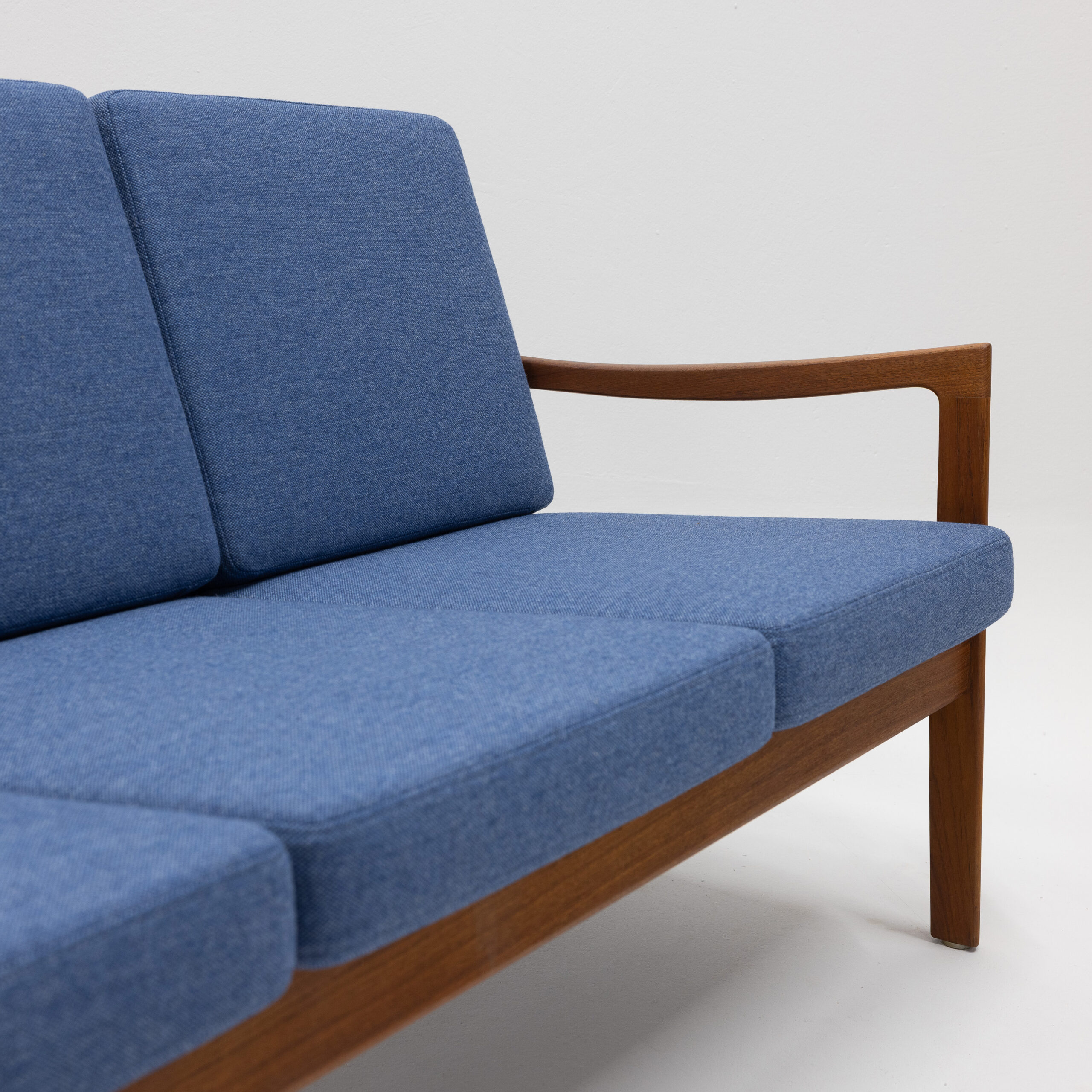 armchair sofa wanscha cado vintage midmod midcentury furniture midcenturymodern interieur mcm vintagefurniture magasin