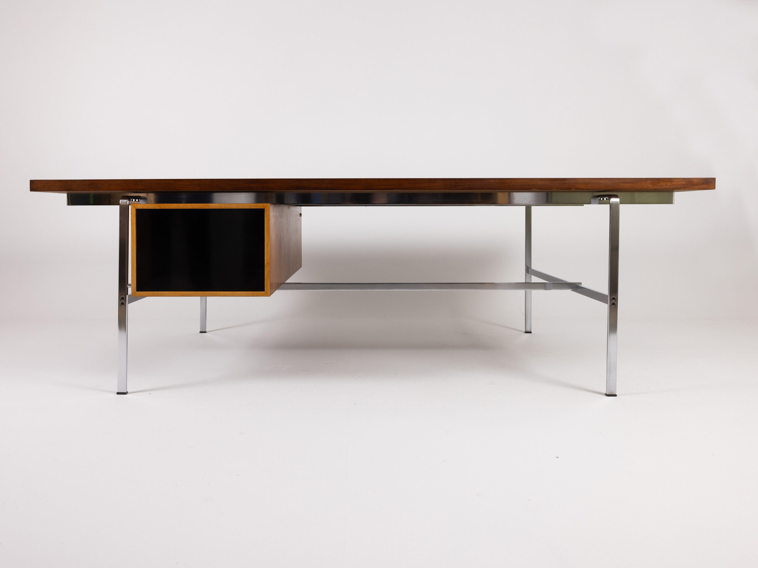 desk Fabricius Kastholm Kill vintage midmod midcentury furniture midcenturymodern interieur mcm vintagefurniture magasin