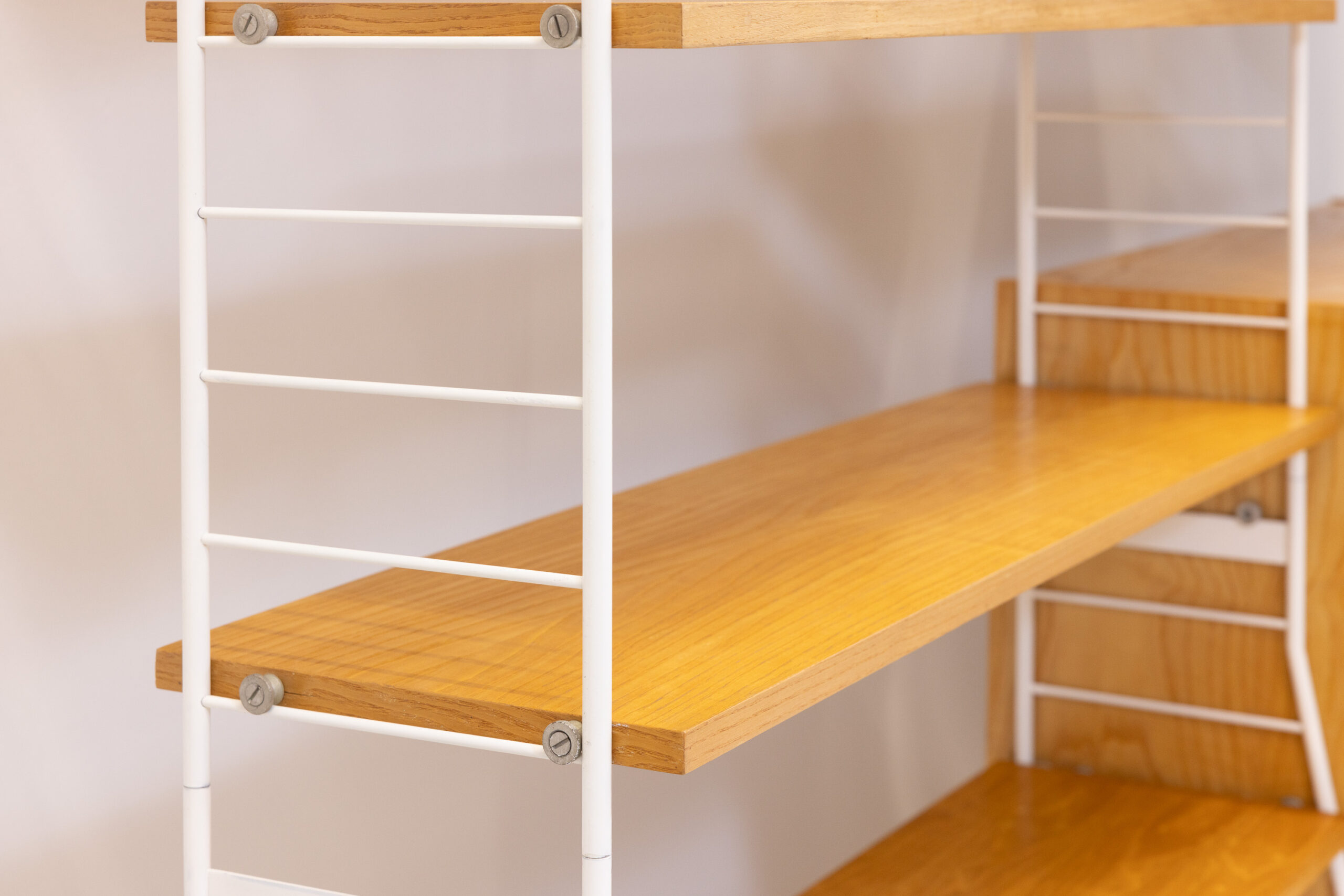 shelf string sibylle hellerau vintage midmod midcentury furniture midcenturymodern interieur mcm vintagefurniture magasin